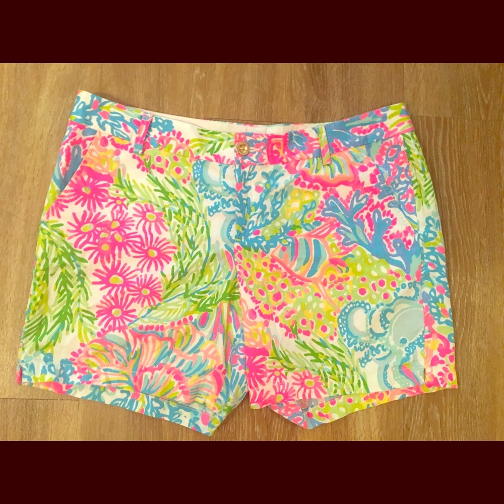 Lilly Pulitzer Jayne Shorts in Lovers Coral